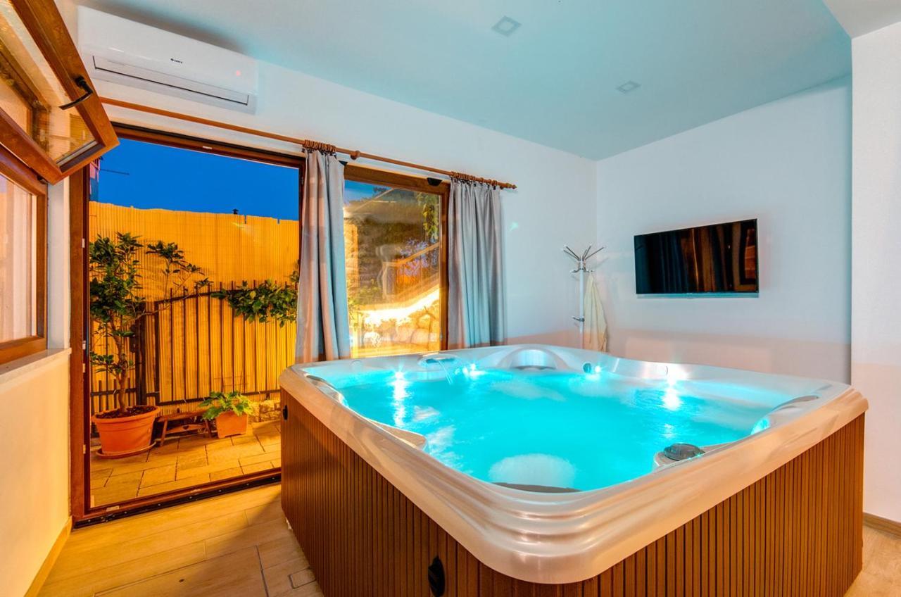 Villa Valentina - Private Pool 10X5, Whirpool And Sea View Bribir  Exterior foto